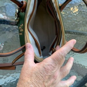 Like new dooney & bourke satchel